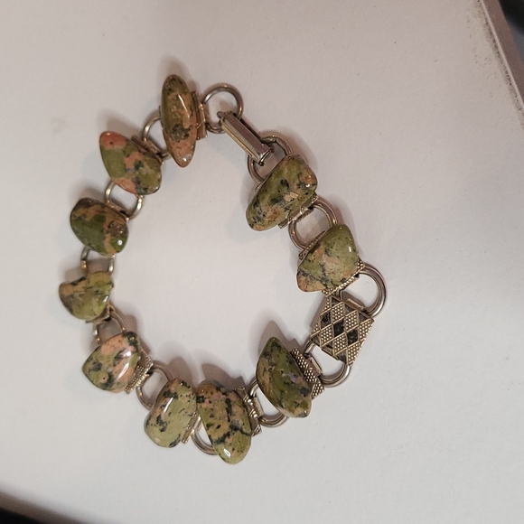 Unakite Heart Chakra Bracelet - Picture 1 of 3